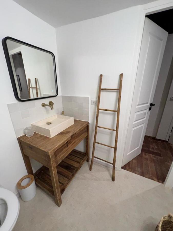 Apartment With Mediterranean Charm In The Heart Of The Provencal Market Antibes Exterior foto